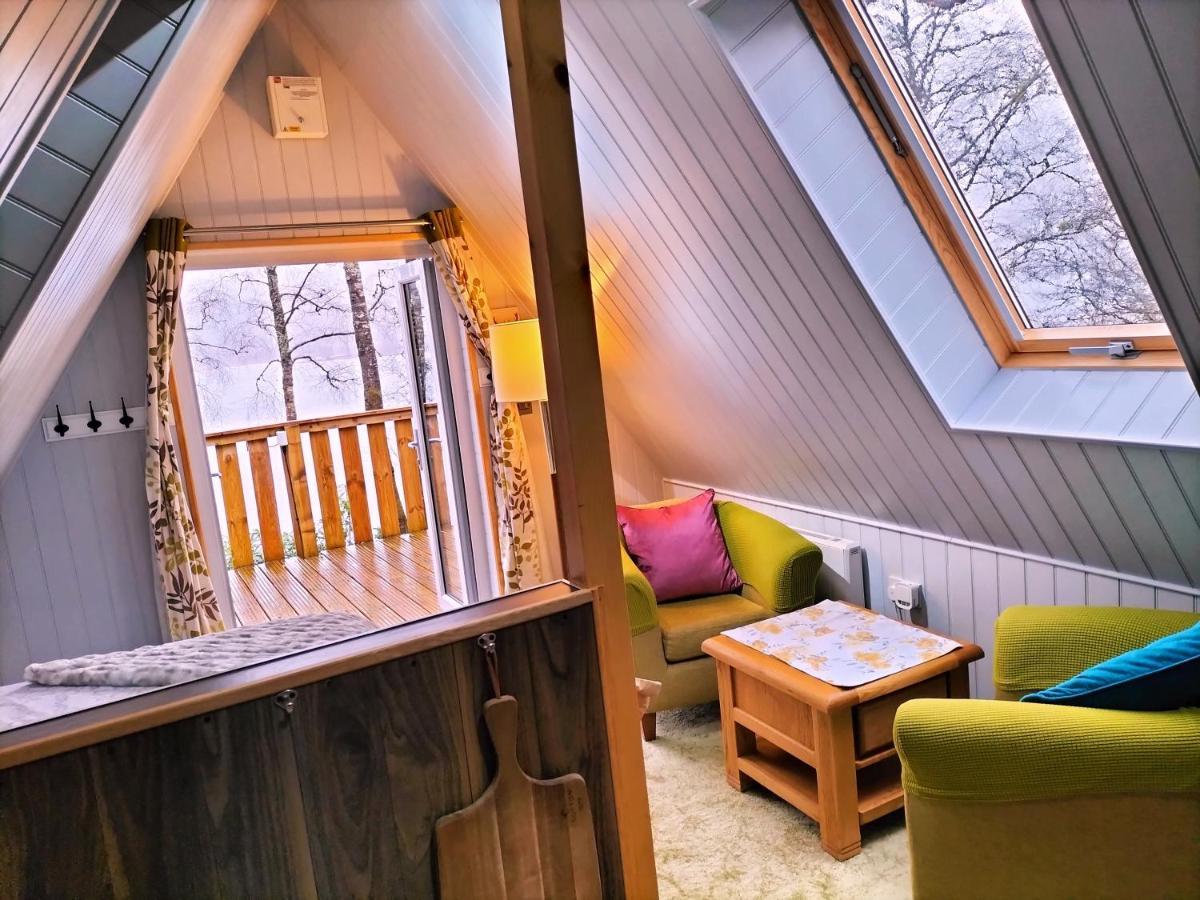 Glenfinnan Retreats, Ash Cabin Экстерьер фото